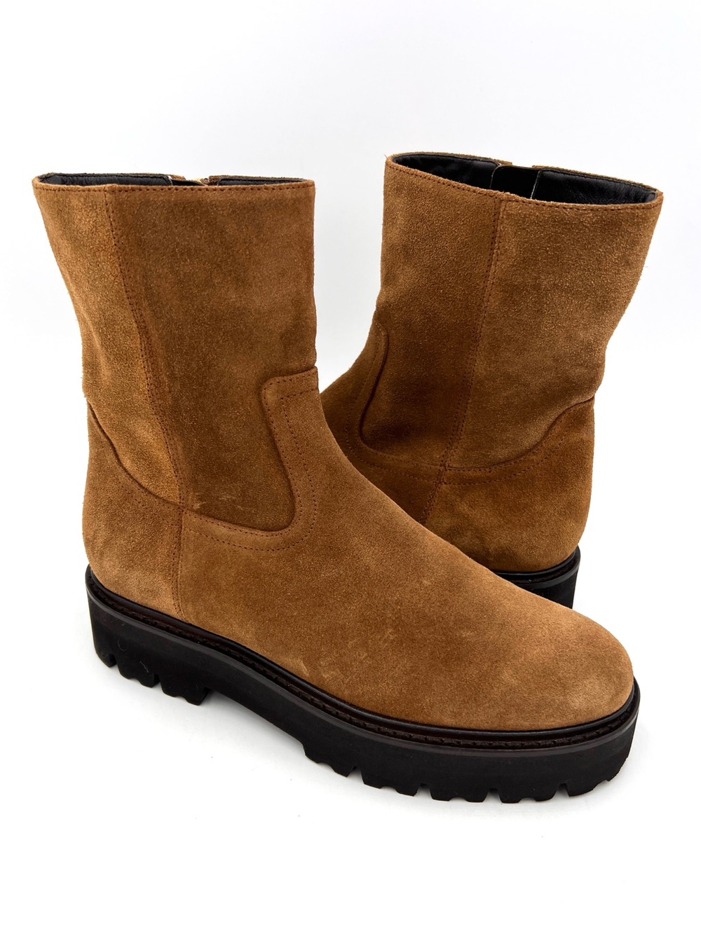 Aquatalia Brown Suede Boots Lug Sole Size 7